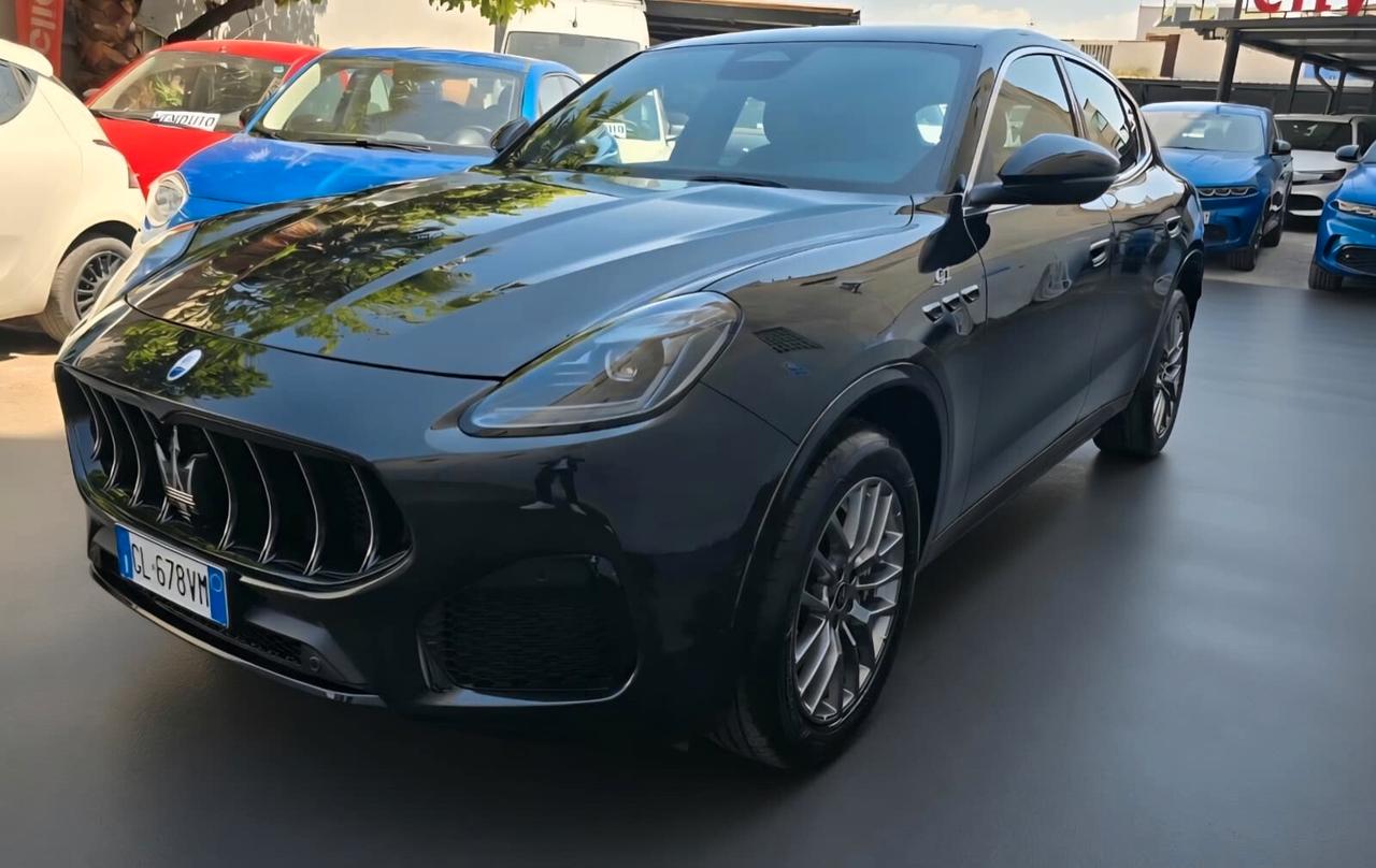Maserati Grecale MHEV 300 CV AWD GT