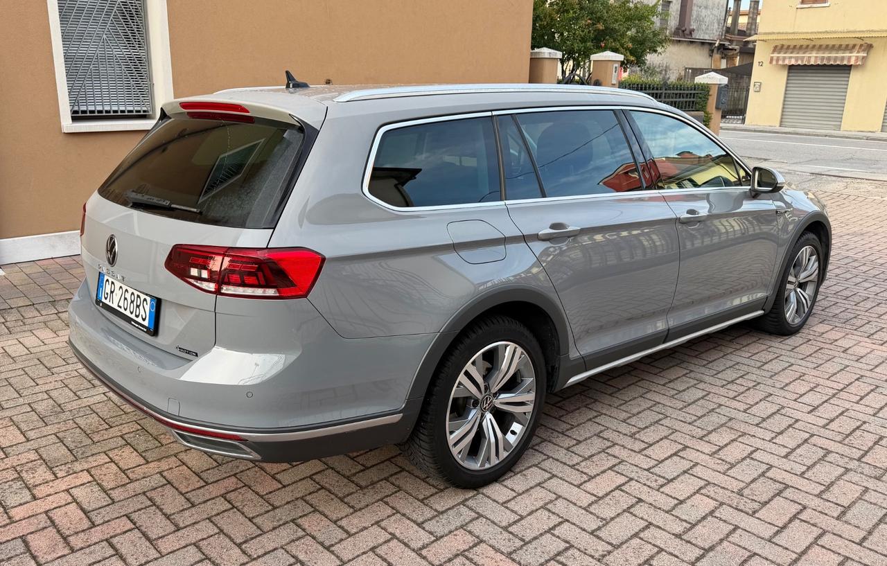 Volkswagen Passat Alltrack 2.0 TDI 200 CV 4MOTION DSG