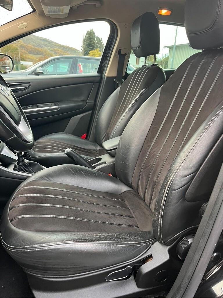 Lancia Delta 1.6 MJT DPF Gold