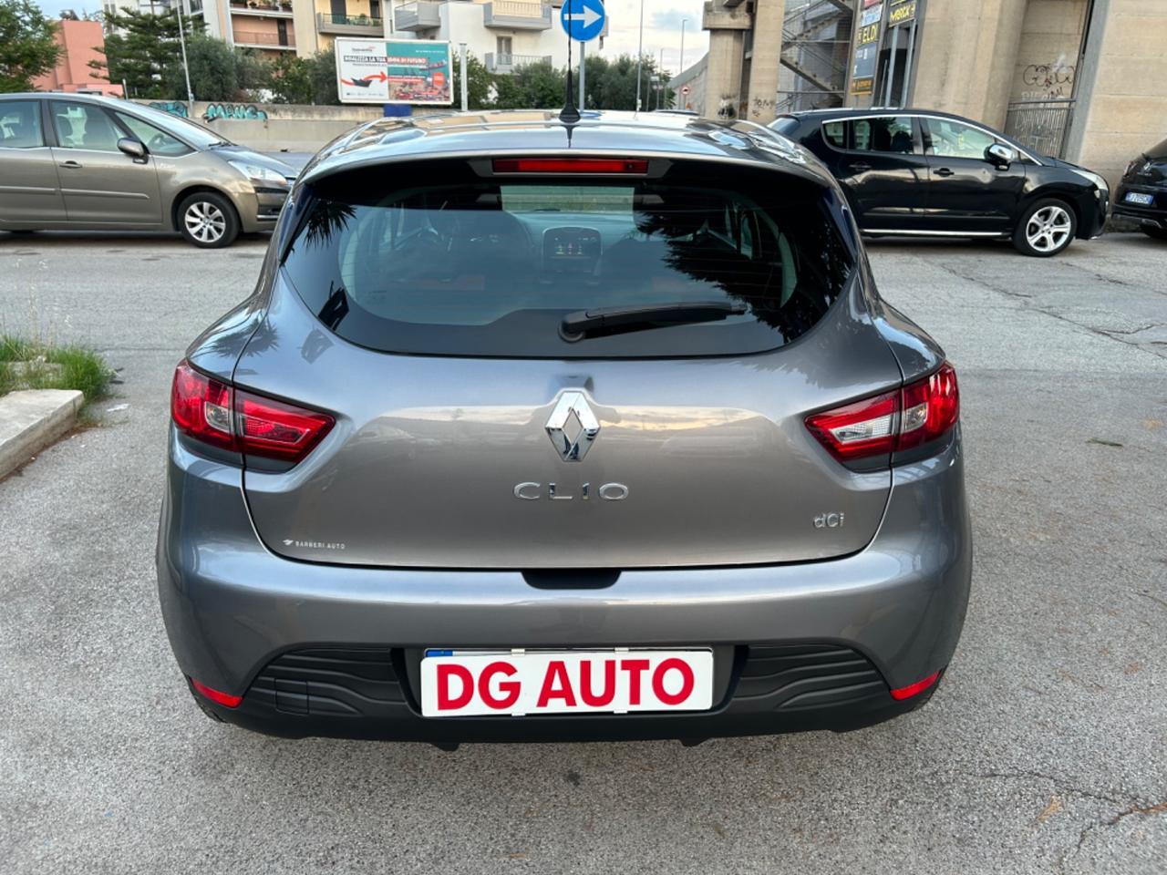 Renault Clio 1.5 dci 75 cavalli 2016 navigatore