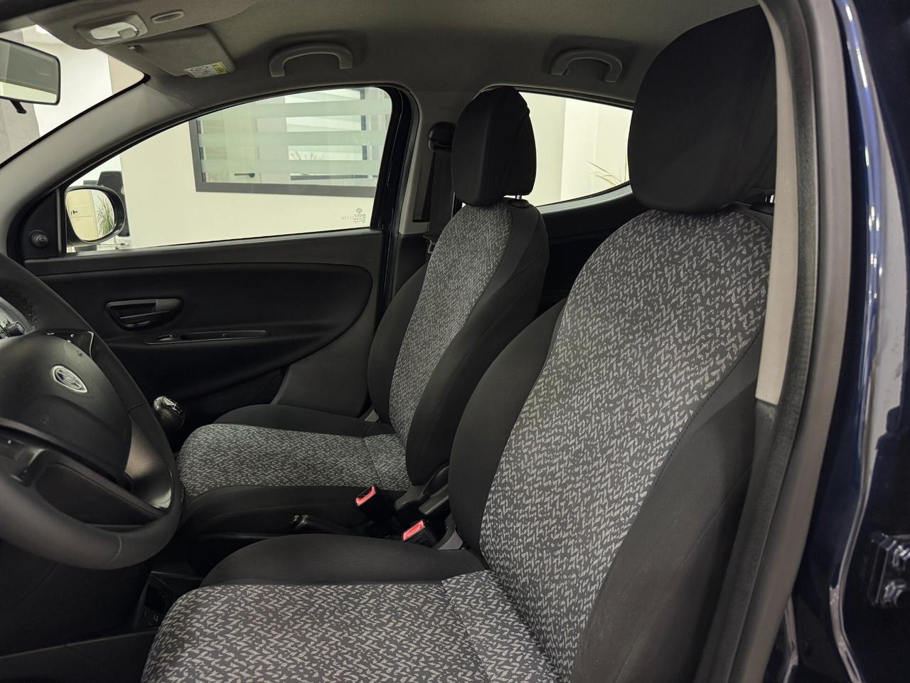 Lancia Ypsilon 1.2 69 CV GPL Ecochic Elefantino Blu