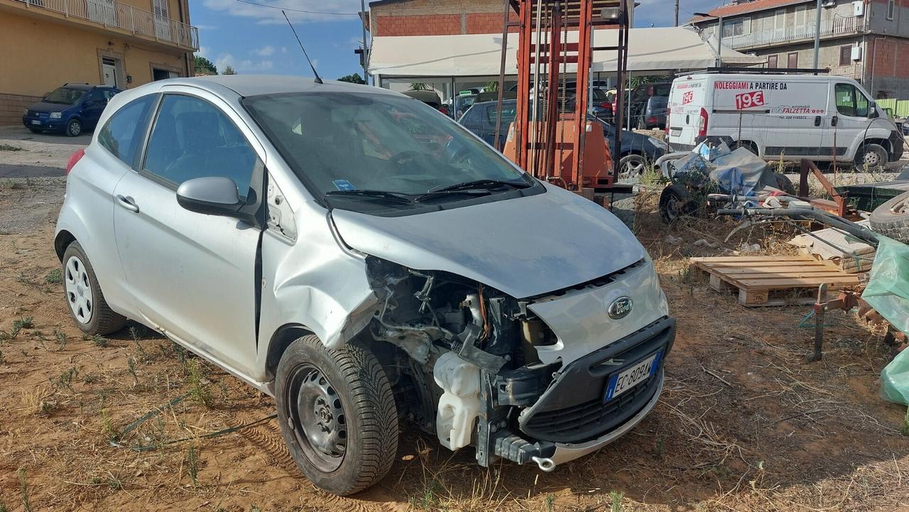 Ford Ka Ka 1.2 8V 69CV entra e leggi