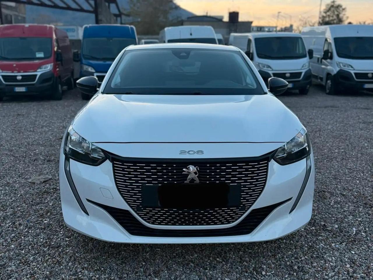 Peugeot 208 motore elettrico 136 CV 5 porte Active