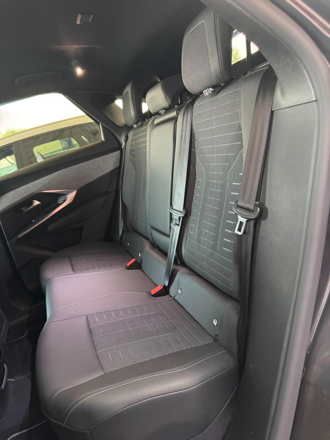 Peugeot 3008 Hybrid 145 e-DCS6 GT