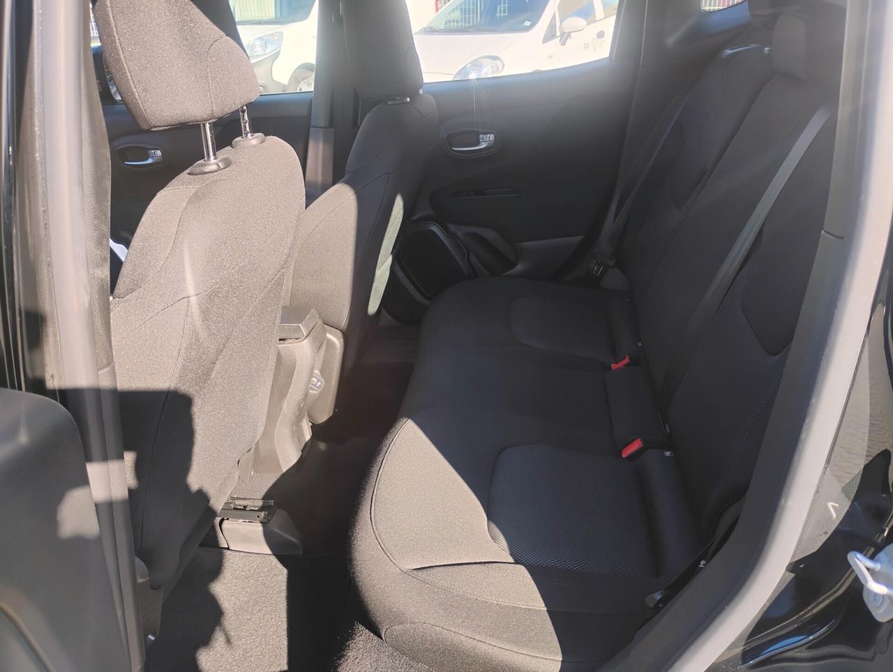 Jeep Renegade 1.6 Mjt 130 CV Longitude