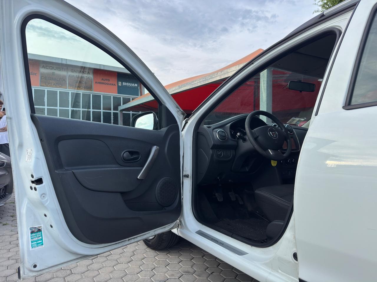 Dacia Logan ADATTA A NEOPATENTATI MCV 1.2 75CV GPL Ambiance