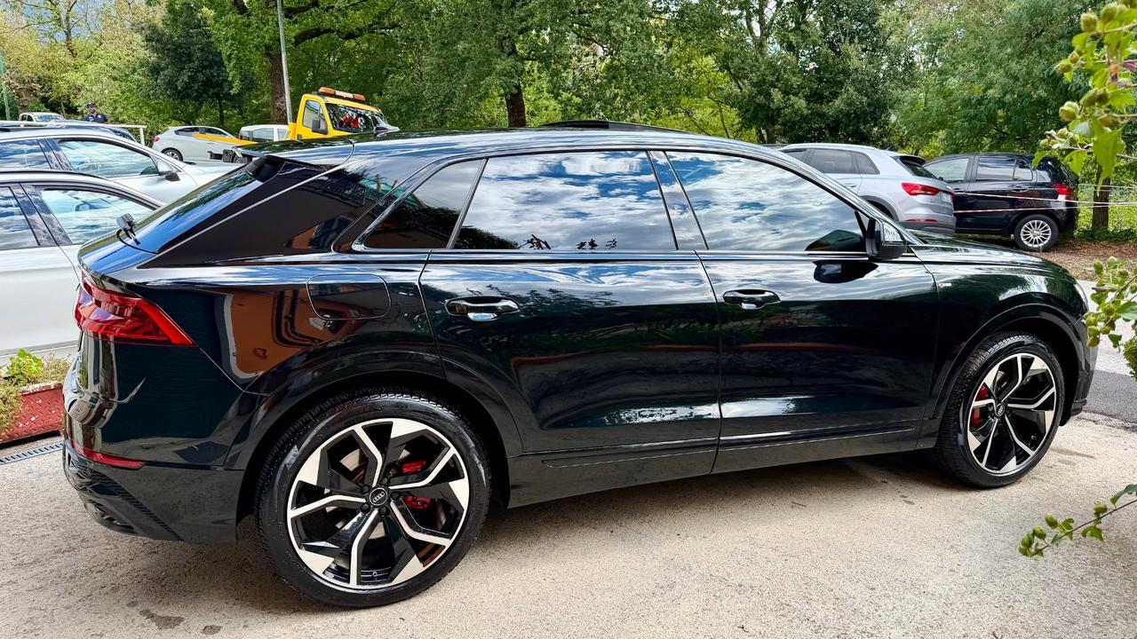 Audi Q8 50 TDI 286 CV quattro tiptronic Sport