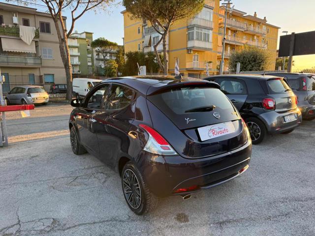 LANCIA Ypsilon 1.0 FireFly 5 porte S&S Hybrid Ecochic Gold