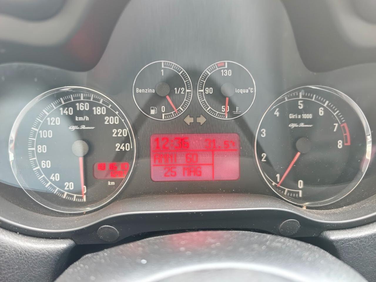 Alfa Romeo 147 1.6 16V TS (105) 5 porte Black Line