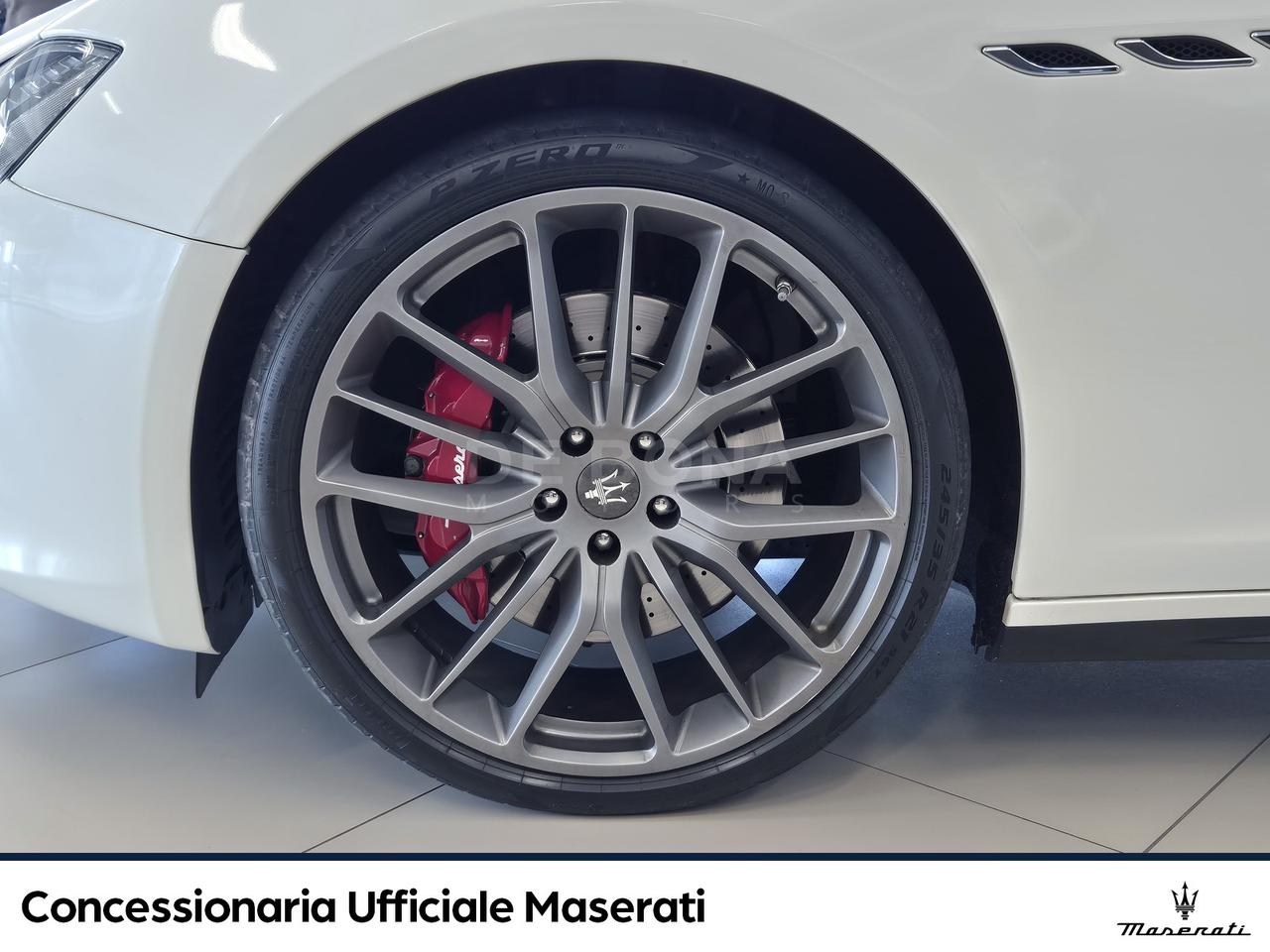 Maserati Ghibli 3.0 v6 bt s q4 410cv auto