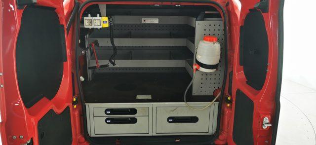 FIAT Fiorino 1.3 MJT 95CV Cargo ALLESTIMENTO INTERNO