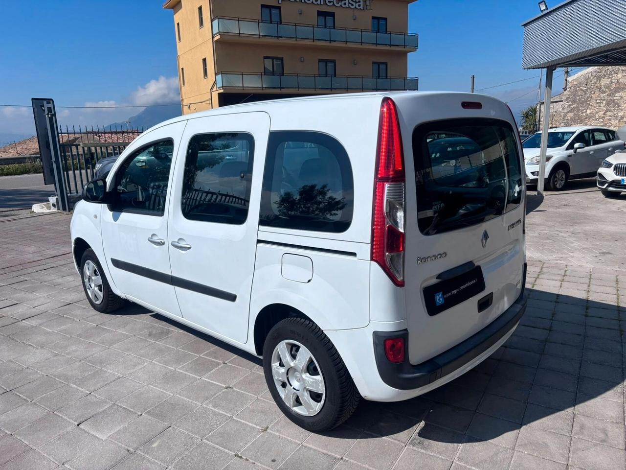RENAULT KANGOO