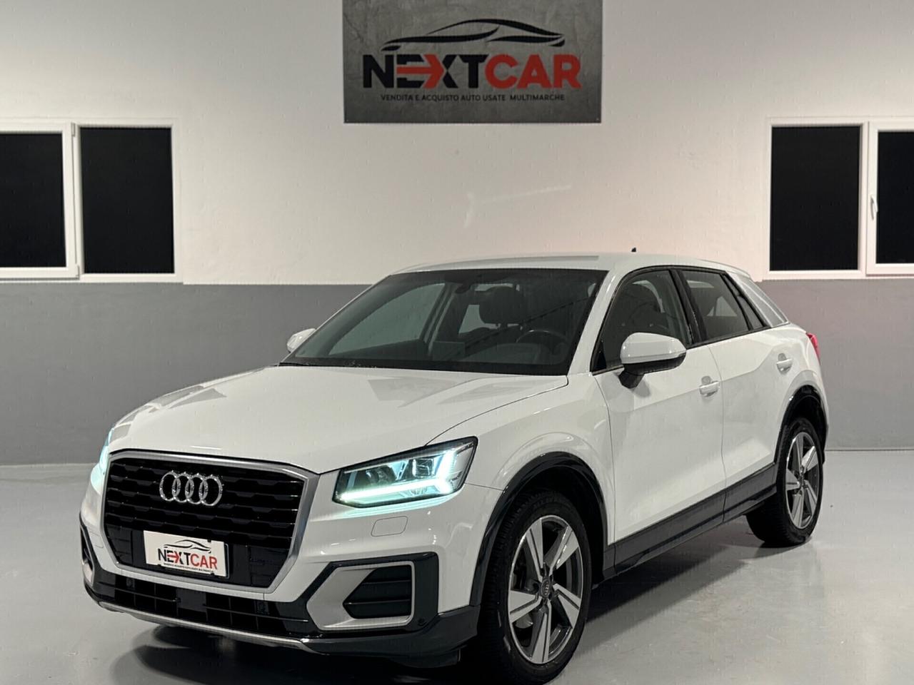 Audi Q2 TDI S tronic NAVI !