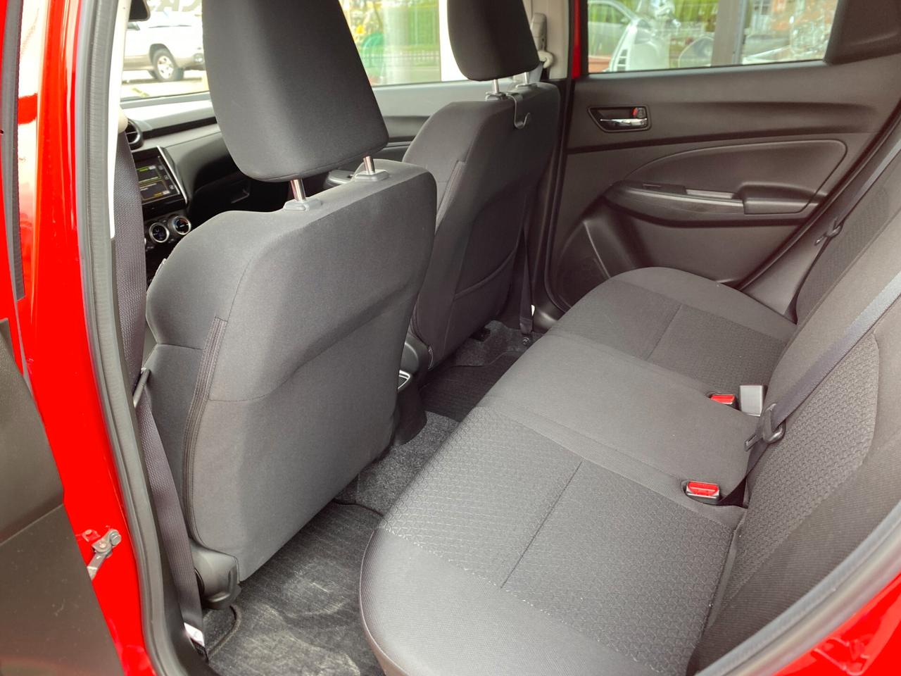 Suzuki Swift 1.2 Hybrid Top