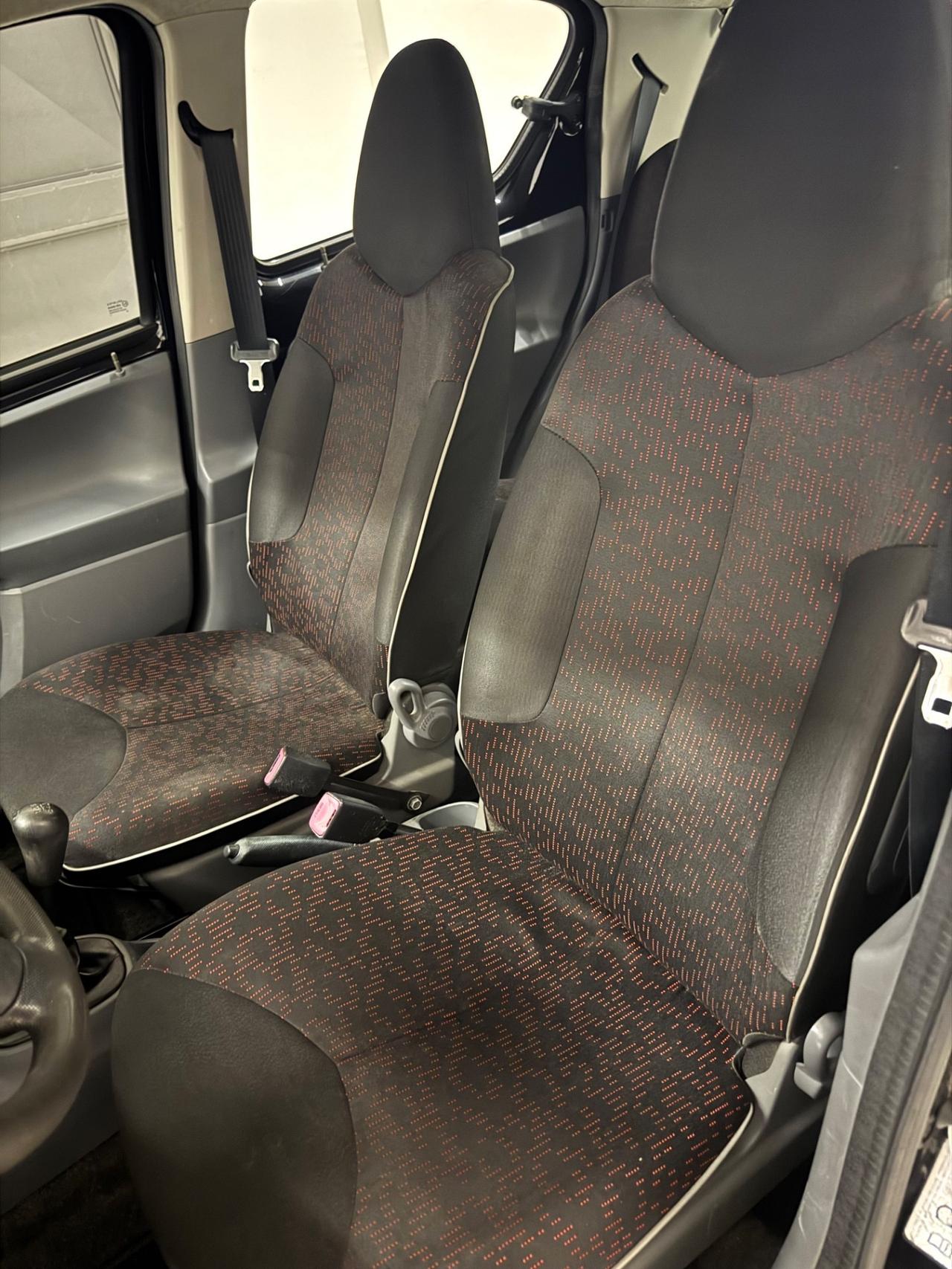 Toyota Aygo 1.0 12V VVT-i 5 porte