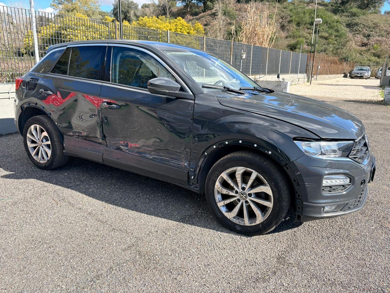 Volkswagen T-Roc 1.6 RADIATA PER ESPORTAZIONE