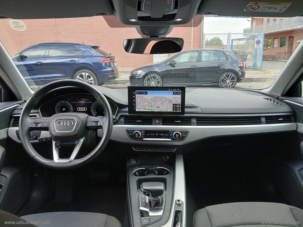 AUDI A4 Avant 30 TDI/136CV S tr. Business Adv
