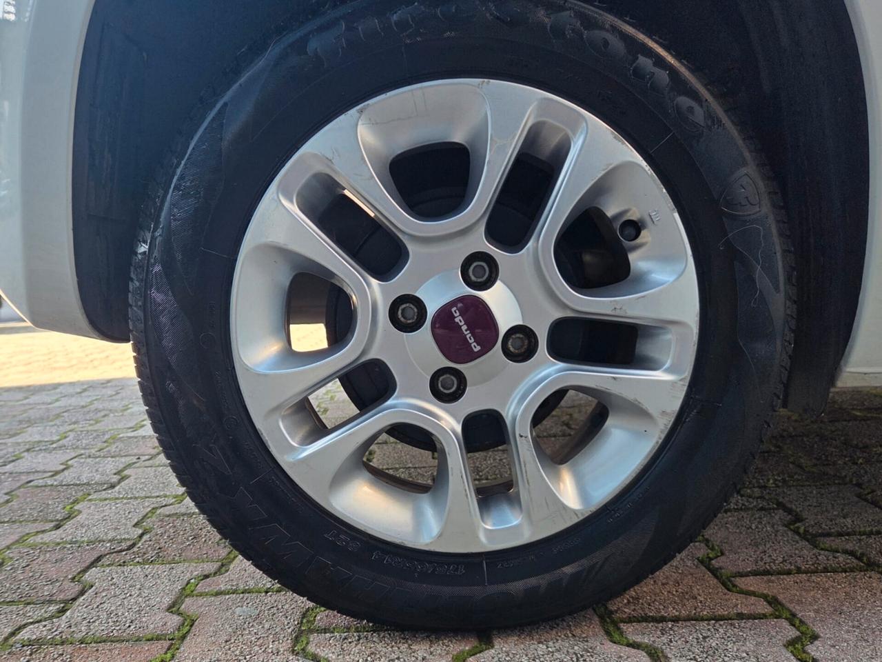 Fiat Panda 1.3 MJT 75 cv LOUNGE