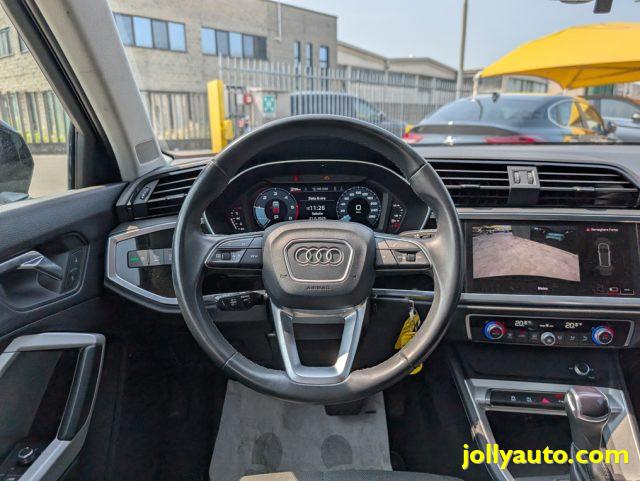 AUDI Q3 35 TDI S tronic Business