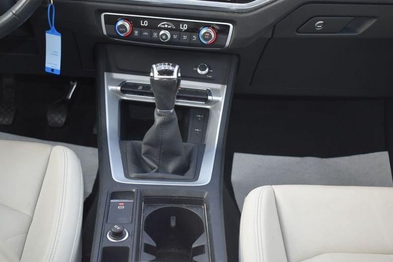 Audi Q3 35 TDI Business Advanced