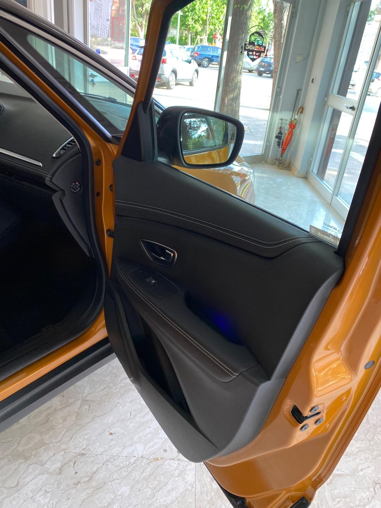 Renault Scenic Scénic Blue dCi 120 CV EDC Intens