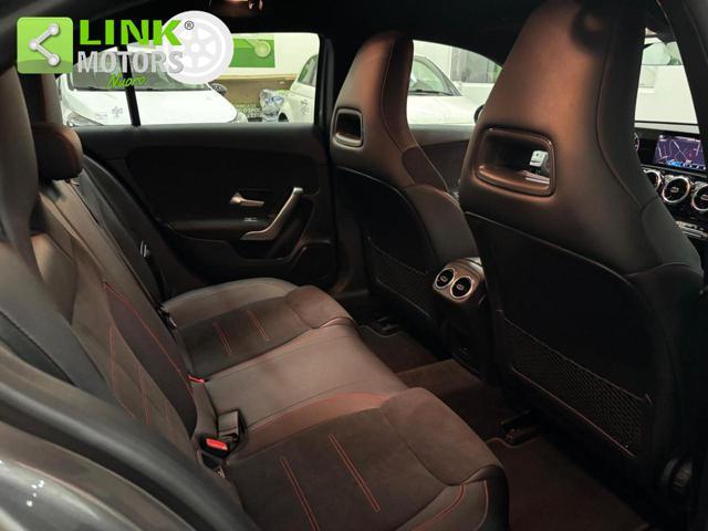 MERCEDES-BENZ A 200 d Premium AMG Line