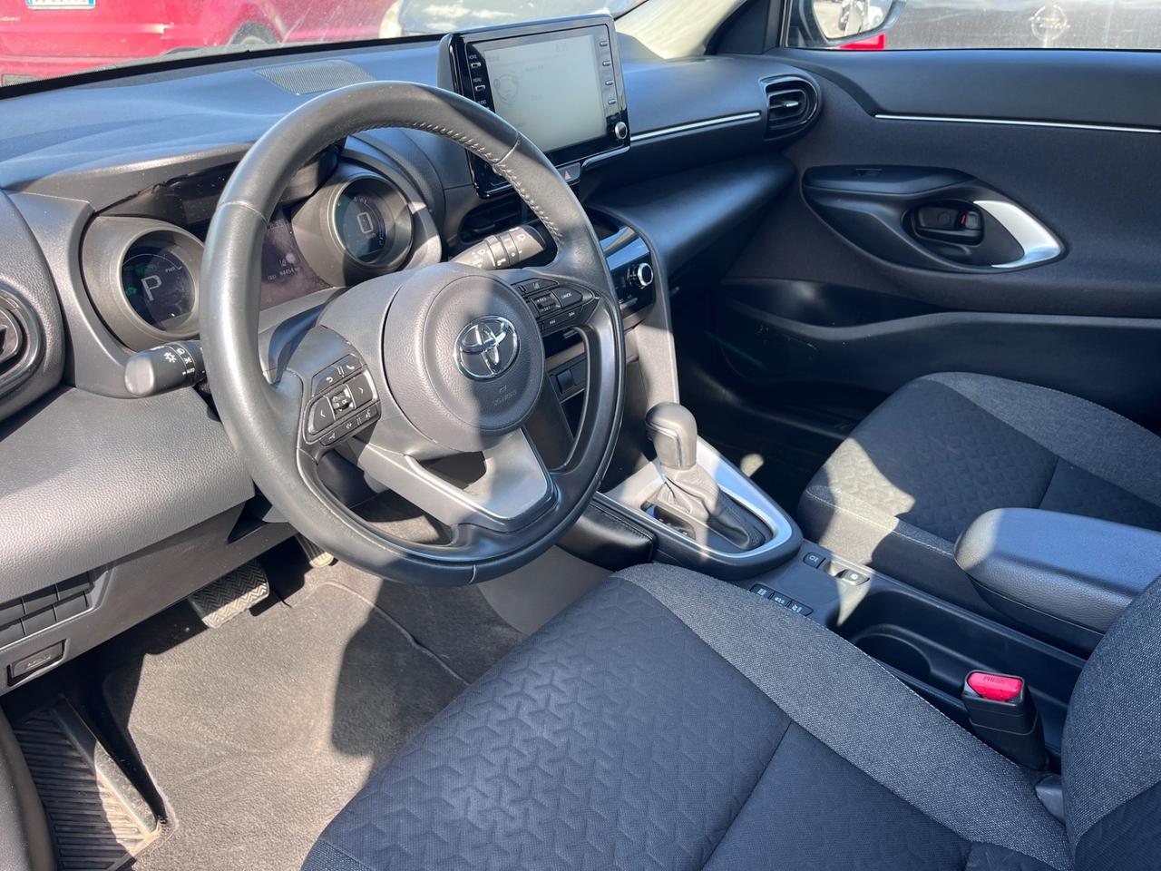 Toyota Yaris Cross 1.5 Hybrid 5p. E-CVT Business