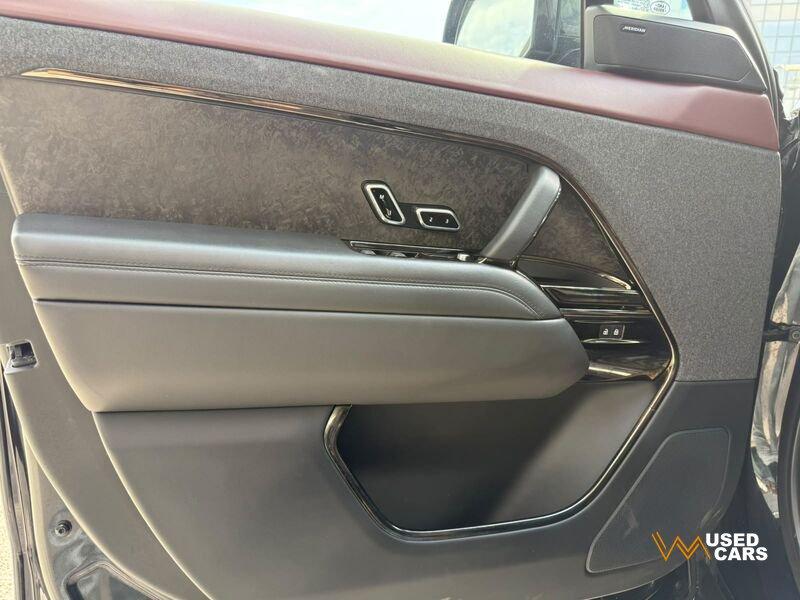 Land Rover Range Rover Sport 3.0D I6 300 MHEV Dynamic HSE aut.