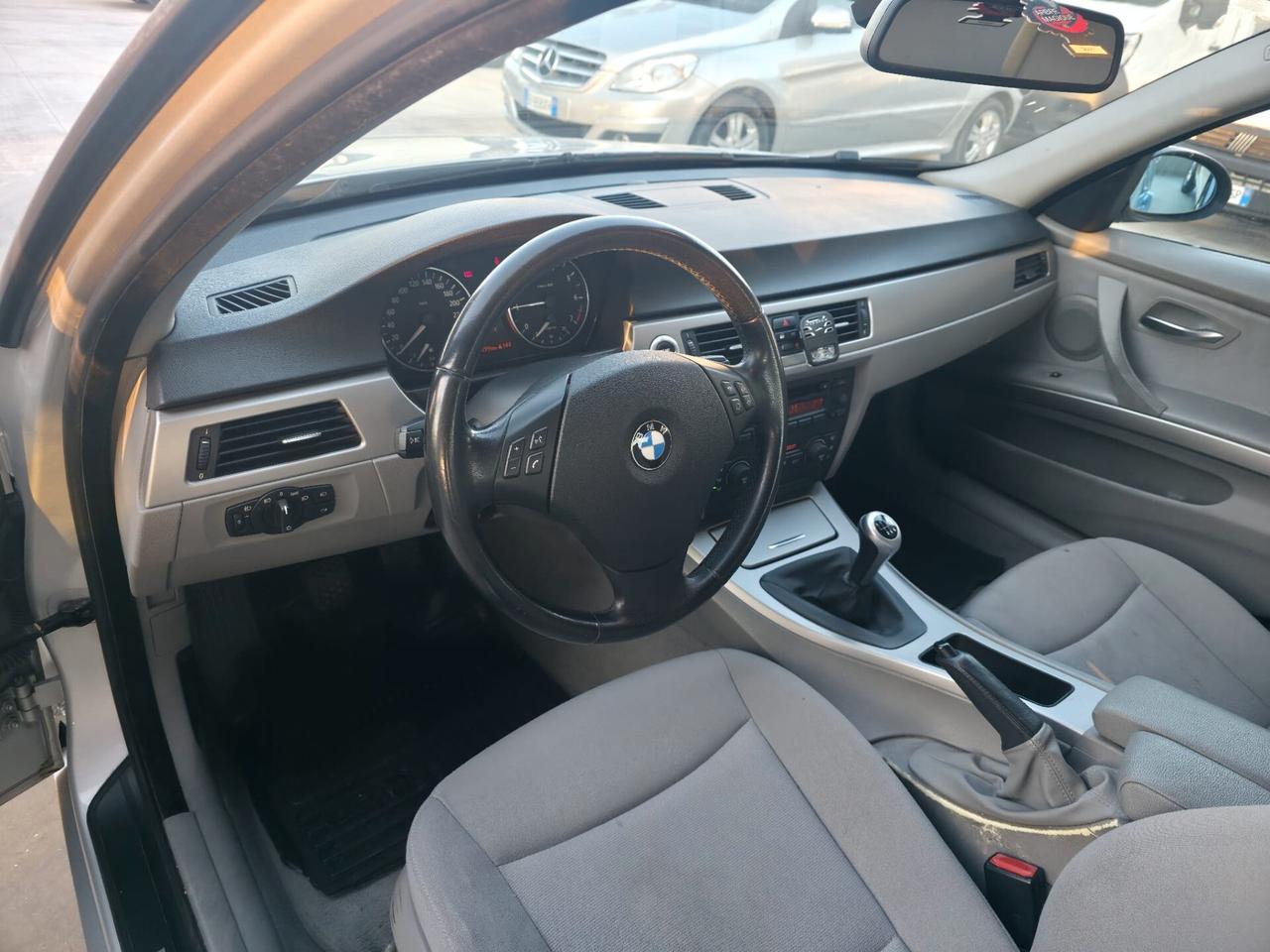 Bmw 320 320i cat Attiva
