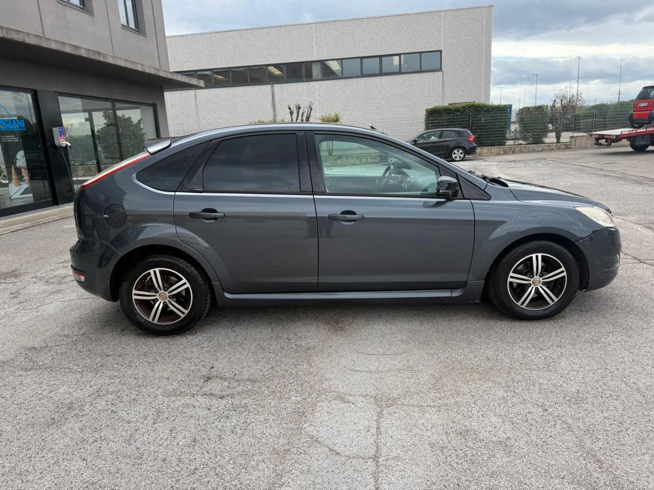 FORD FOCUS 1.6 2010 12 MESI DI GARANZIA