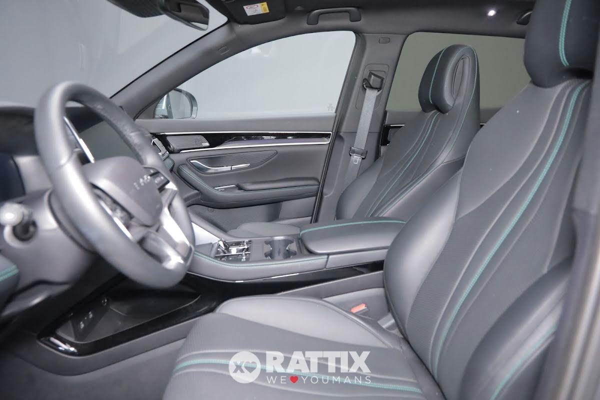 BYD Seal U DM-i 1.5 PHEV Boost + tetto apribile
