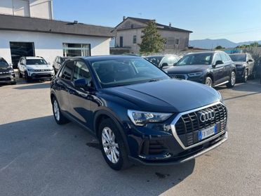 AUDI Q3 2.0 TDI 150 CV Business