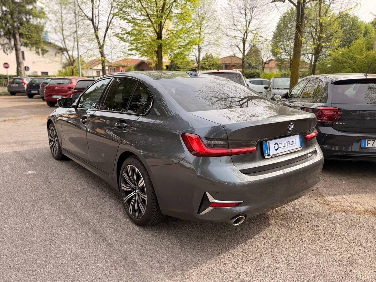 BMW Serie 3 320d mhev 48V xdrive Luxury auto