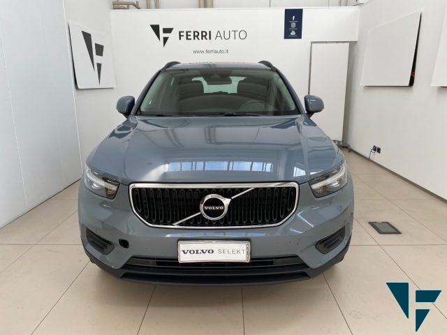 VOLVO XC40 T2 Geartronic Momentum Core