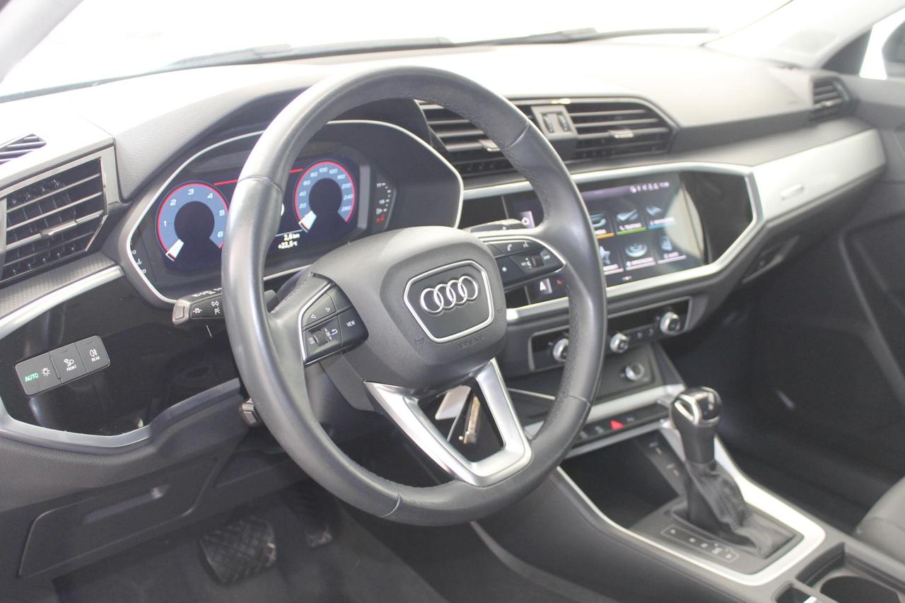 Audi Q3 Sportback 2.0 TDi S-Tronic SPORT
