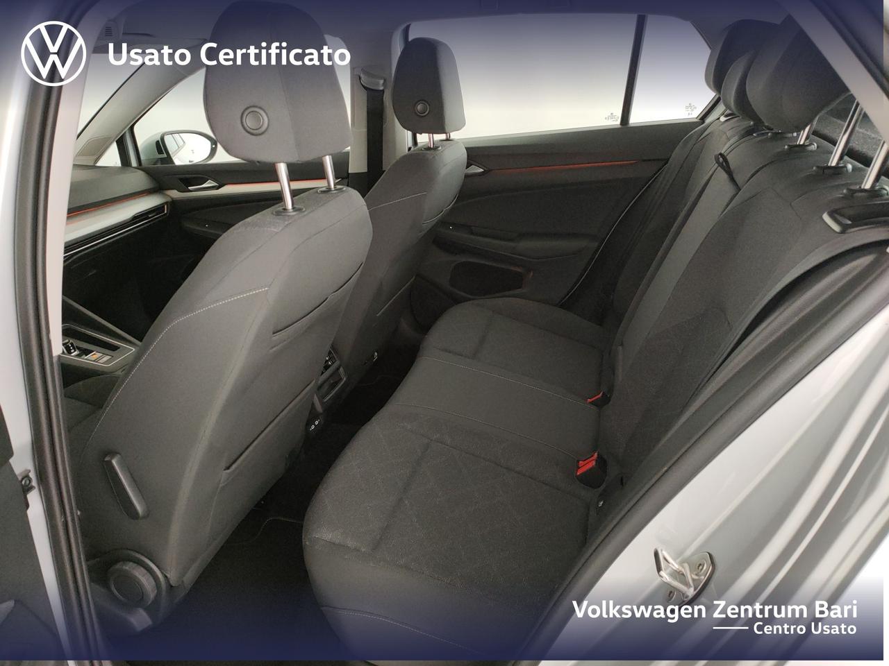 Volkswagen Golf 2.0 tdi life 115cv dsg