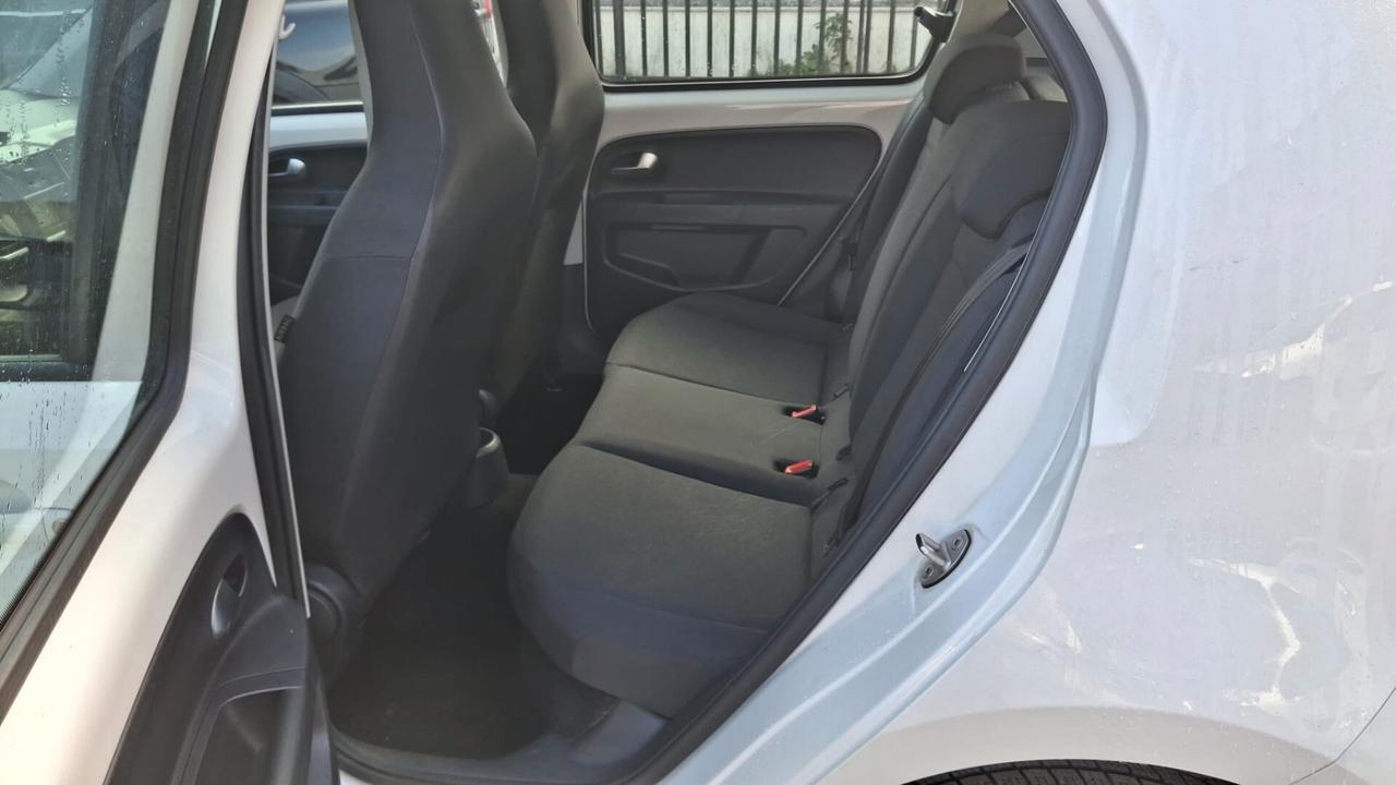 Volkswagen up! 1.0 5p. Benz km 54000