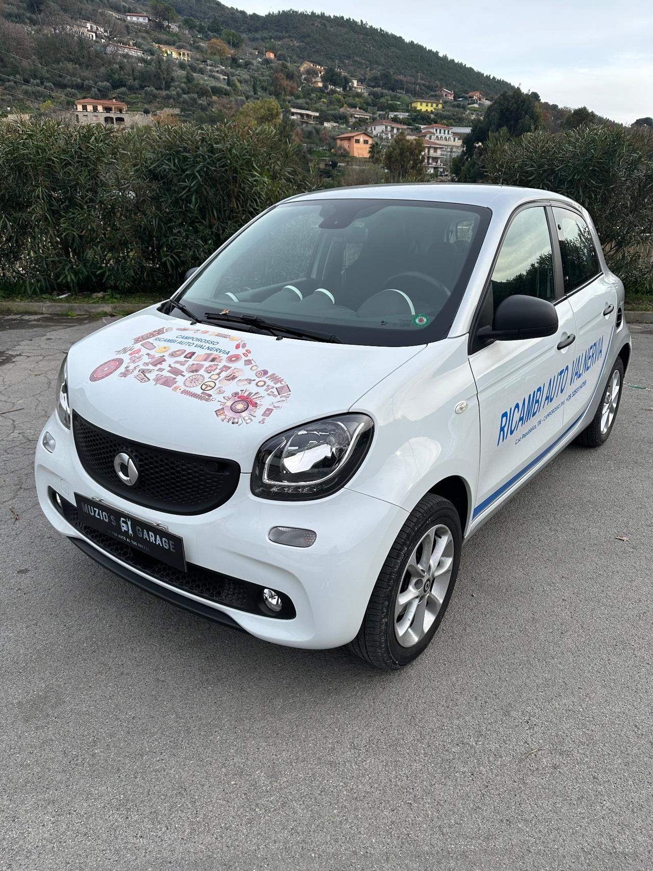 Smart ForFour