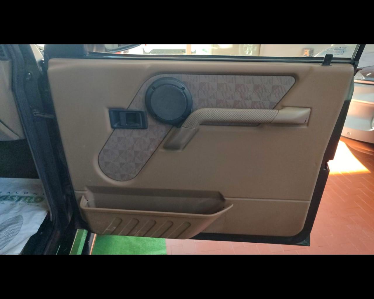 LAND ROVER Discovery 1ª serie - Discovery 2.5 Tdi 5 porte Luxury