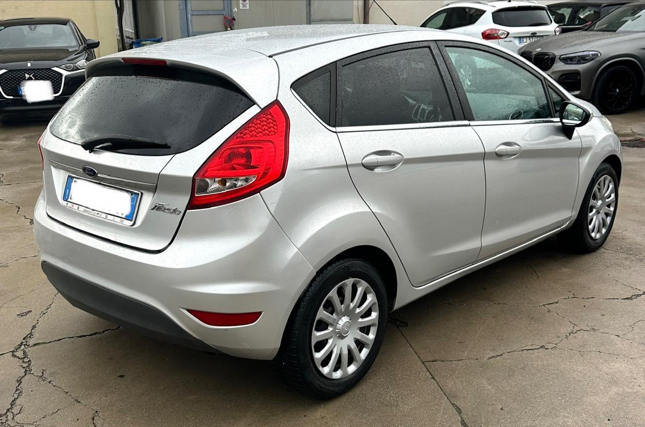 Ford Fiesta 1.2 82 CV 5 porte Titanium GPL