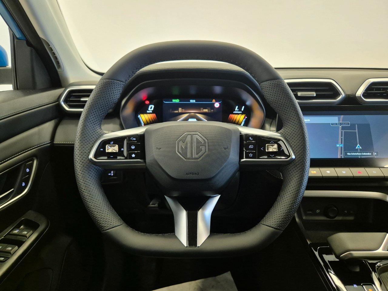 Mg ZS 1.5 hybrid+ Luxury auto IN PROMO - NEOPATENTATI