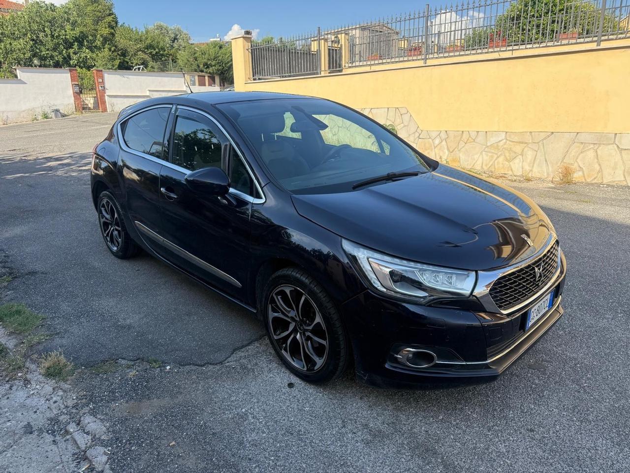 Citroen C4 DS4. BlueHDi 110 S&S Shine
