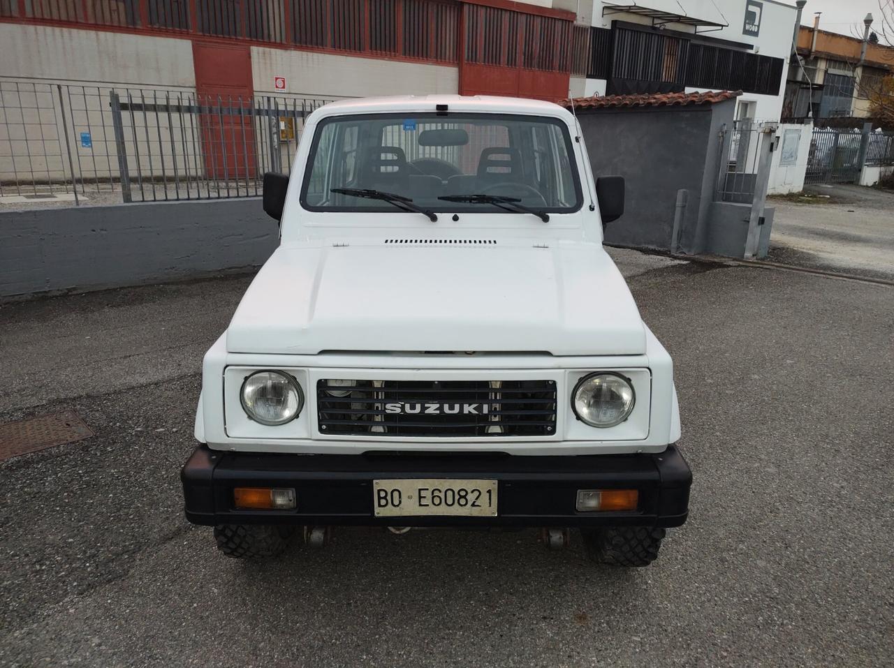 Suzuki SJ Samurai SJ413 Berlina TA De Luxe