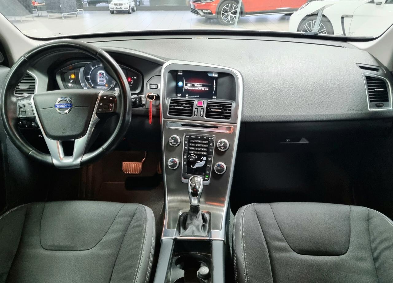 VOLVO XC60 D4 GEATRONIC MOMENTUM 181CV
