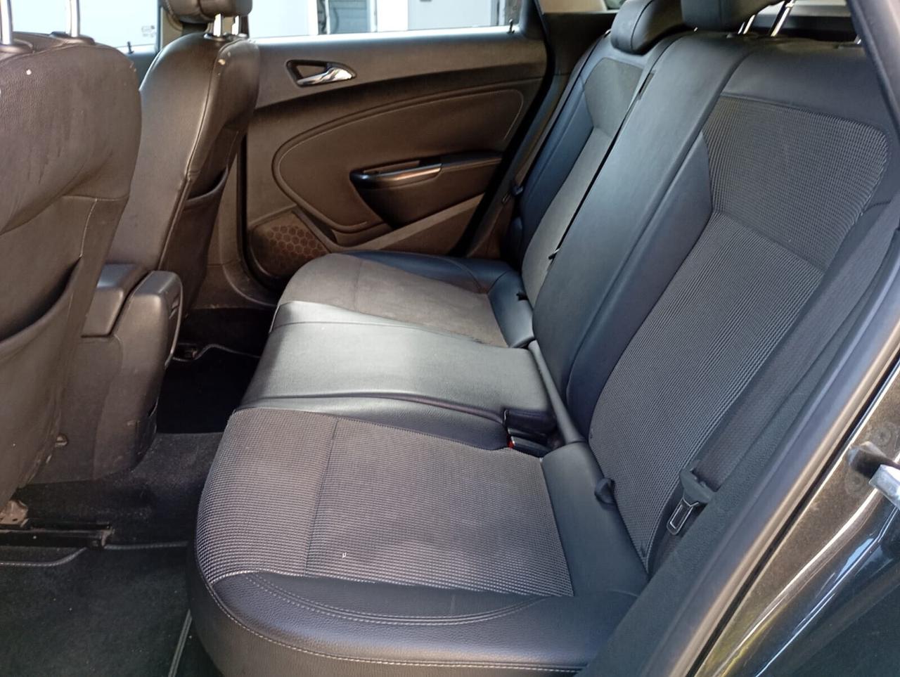 Opel Astra 1.7 CDTI 110CV Sports Tourer Cosmo