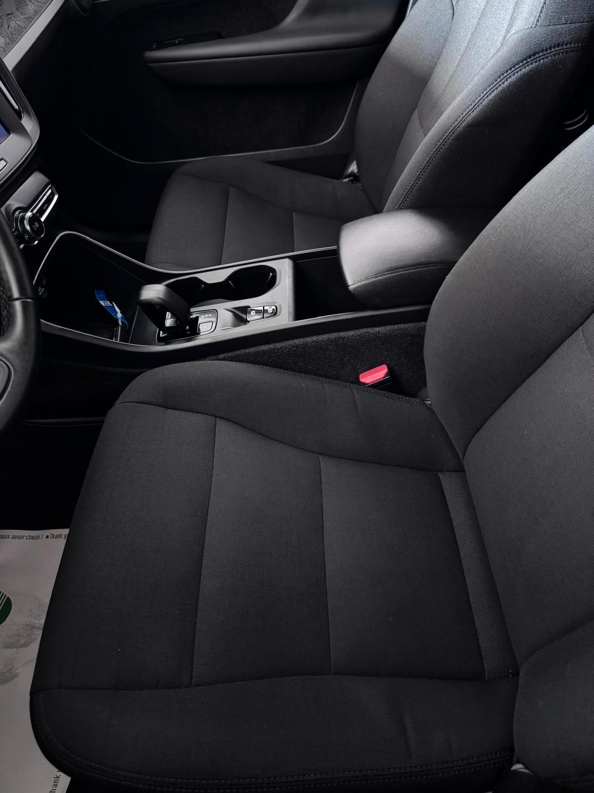 Volvo XC40 T2 automatico Essential