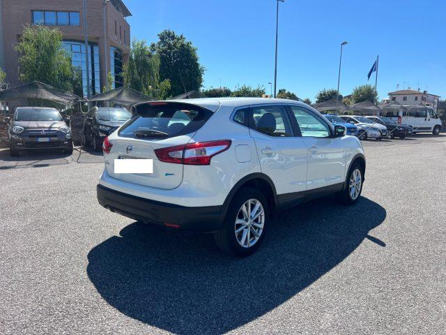 NISSAN Qashqai 1.5 dCi Tekna AUTO PER NEOPATENTATI
