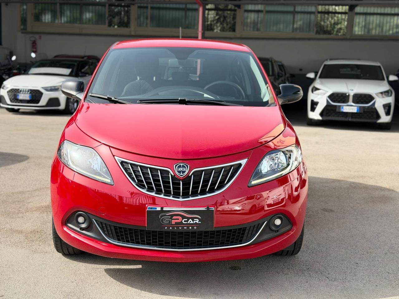 Lancia Ypsilon 1.0 FireFly 5 porte S&S Hybrid 32 MILA KM