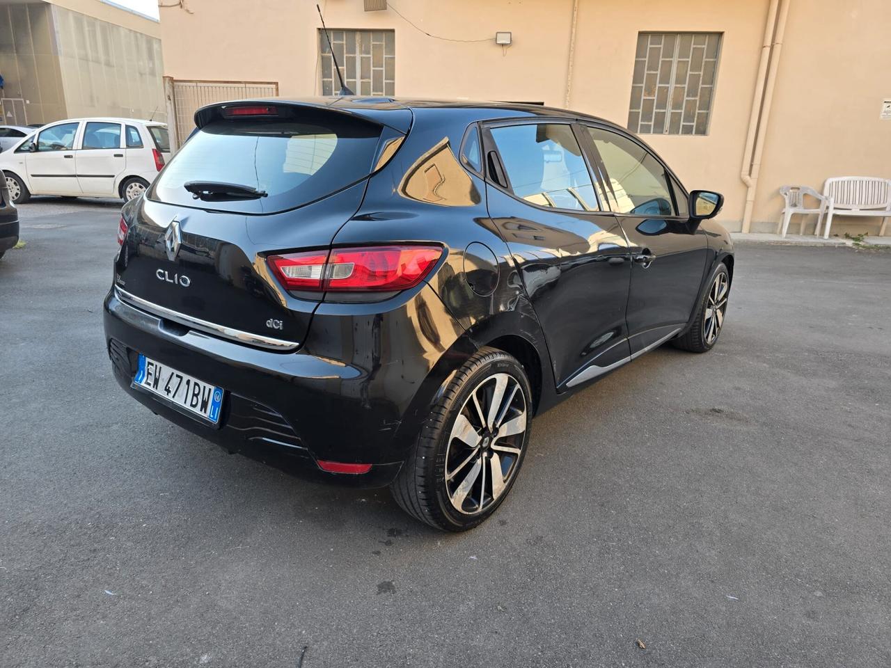 Renault Clio 1.5 dCi 8V 90CV Start&Stop 5 porte Energy possibilita 12 mesi garanzia