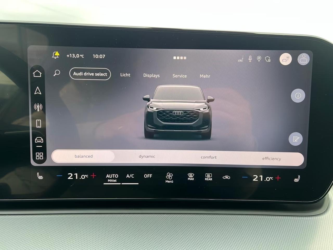 Audi Q3 35 TDI quattro S tronic line Head Up Display Led Pelle Tetto Apribile Navy Camera 360• Matrix